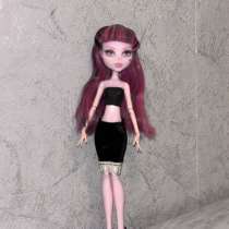 Кукла Монстр Хай, Дракулаура «Монстры по обмену», в Самаре