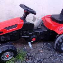 Продается детская игрушка - трактор на педалях, в Жуковском