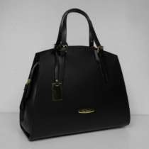 кожаную сумку Пьер Карден, в Москве