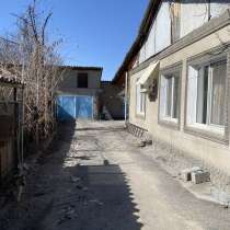 Продаю дом кирпичный, в г.Бишкек