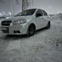 Продаю автомобиль, в Москве