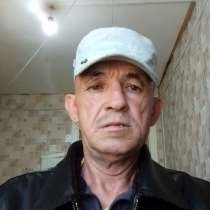 Илгиз, 59 лет, хочет пообщаться, в Сургуте