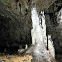Приглашаем школьников и туристов в Аскинскую Ледяную пещеру, в Уфе