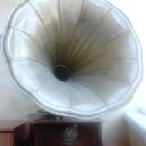 старинный граммофон, в Москве
