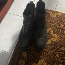 Ботинки, в Выселках