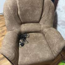 Кресло, в Азове