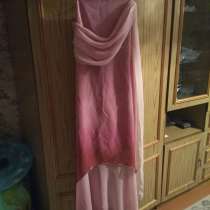 Продам розовое платье с золотистым отливом, в Волгограде