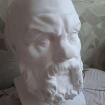 Гипсовая голова сократа, в Новосибирске