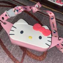 Продаю сумочку hello kitty как всегда можно покупать детям, в Перми