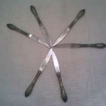 Красивенный набор мельхиоровых ножей, в г.Лозовая
