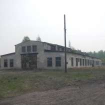 Нежилое здание и земельный участок, в Каменске-Уральском