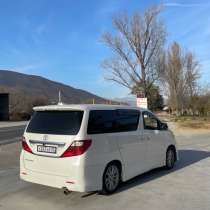 Тойота альфард 2010 год, в Махачкале