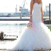 Шикарное свадебное платье экзотик, в Ульяновске
