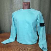 Продам новую модную кофту Stone Island, в Балаково