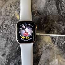 Часы Apple Watch SE (2021) GPS 40mm, в Москве