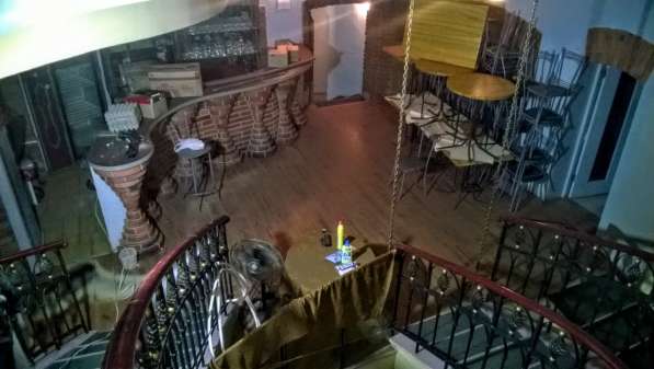 Оригинальное помещение кафе клуба Троицкий мост в Пскове фото 13