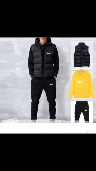 Спортивный костюм Nike +жилетка в Челябинске