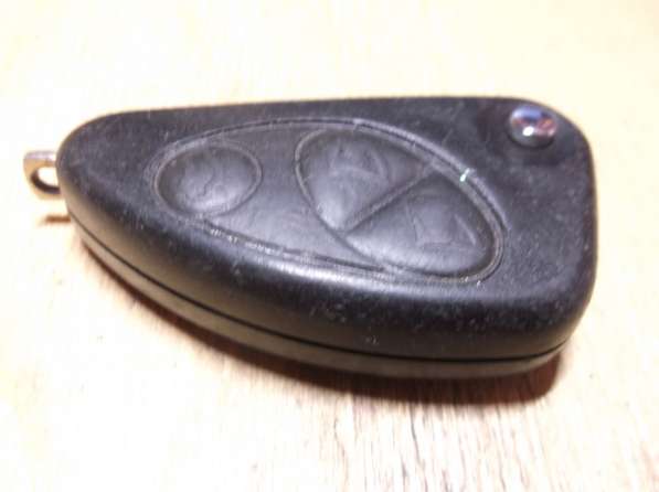 Alfa Romeo 3 button remote key CE08 в Волжский фото 10