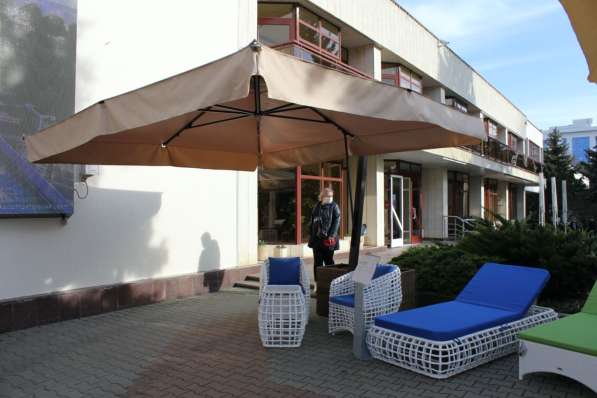 Большие зонты для кафе, ресторанов в Краснодаре фото 5