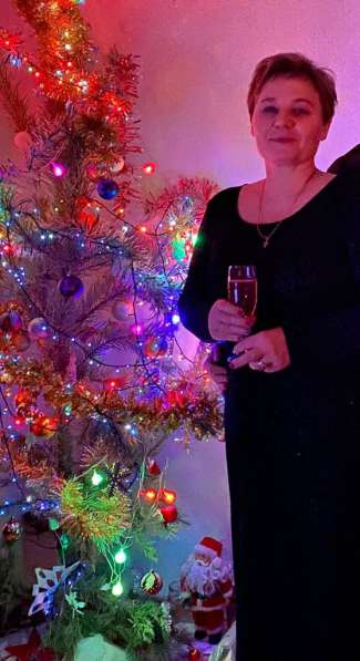 Татьяна, 52 года, хочет пообщаться – Новый год