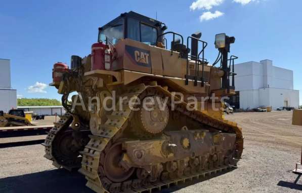 Бульдозер Caterpillar D10T2 в Санкт-Петербурге фото 10