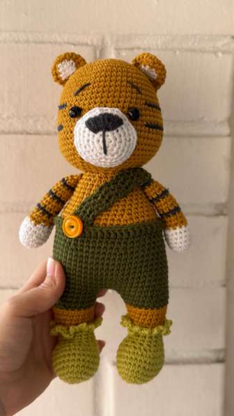 Вязаная игрушка Тигр