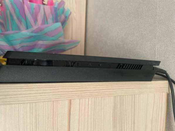 Sony PS4 Slim 1tb в Новосибирске фото 4