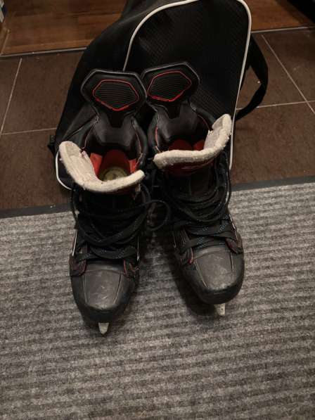 CCM коньки профессиональные в Москве фото 5