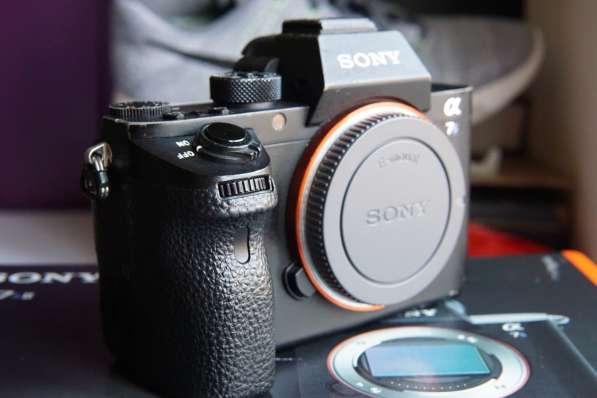 Sony Alpha а7s II Цифровая фотокамера с зеркальной фотокамер в Москве
