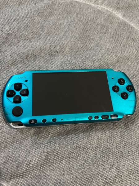 Sony PSP 3008 прошитая + 40 игр бирюзовая