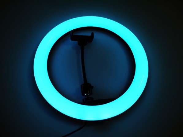 Кольцевая LED лампа RGB MJ33 33см 1 крепл. тел USB в фото 11