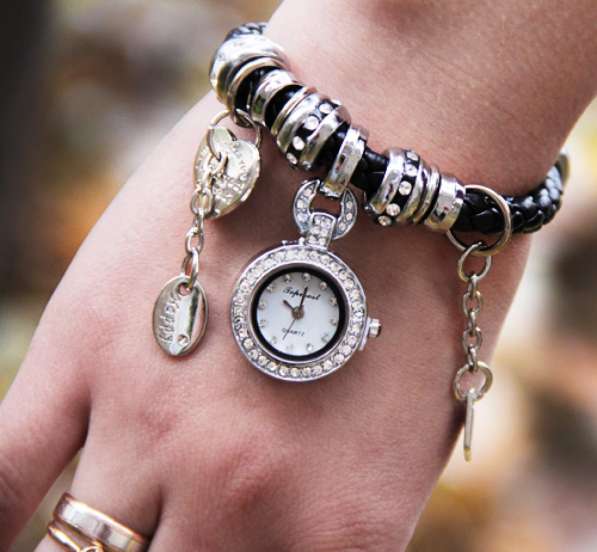 Роскошные часы-браслет Pandora в Москве фото 4