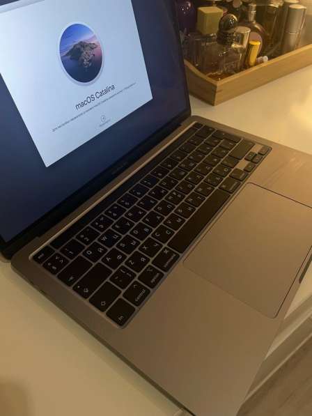 Apple MacBook Pro 13 2020 i5 в Москве фото 4