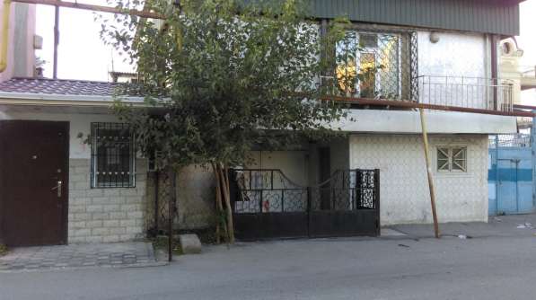 2 этажный дом по улице Эльман Рустамова, на против школы 100 в Махачкале
