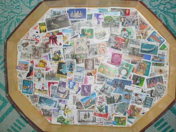 550 разных марок мира без повторов