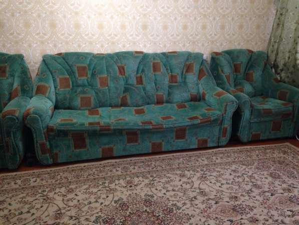 Срочно Продам Тройку: диван и 2 кресла!Качественно и дешево! в фото 3