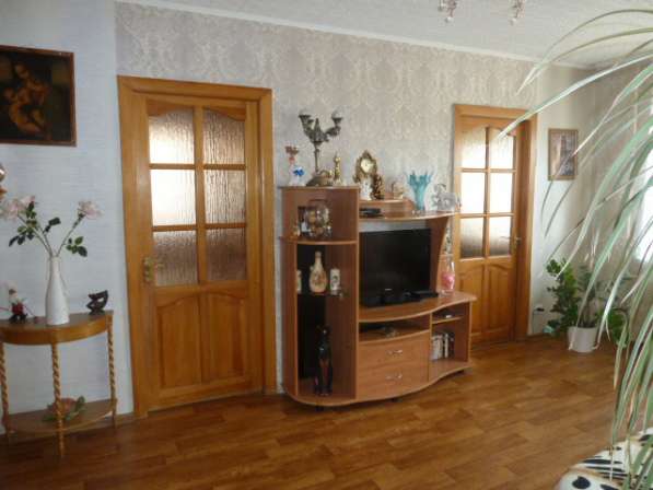 Продается 4-х комнатная квартира, ул. 24-я Северная, 172Б в Омске фото 17
