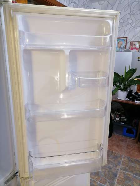 Продам холодильник в Чите фото 3