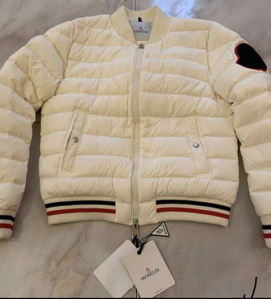 Пуховик Moncler в Санкт-Петербурге фото 8