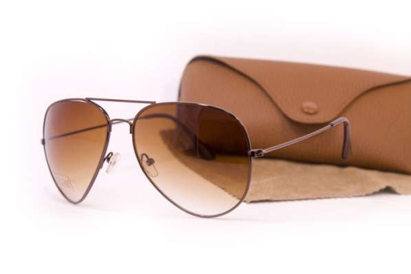 Солнцезащитные очки авиатор с футляром женские и салфеткой в фото 7