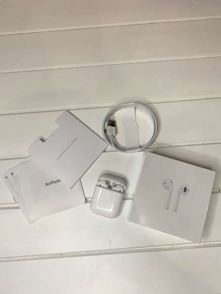 Наушники Apple AirPods 2 в Омске