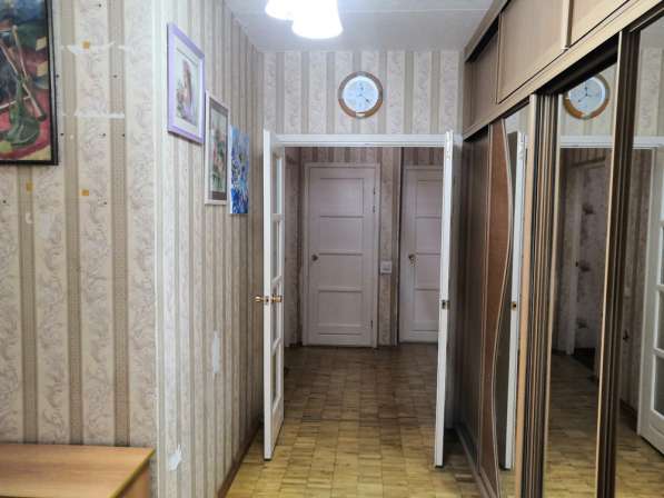 Продам 3-комнатную квартиру г. Екатеринбург, ул. Сурикова 60 в Екатеринбурге фото 4