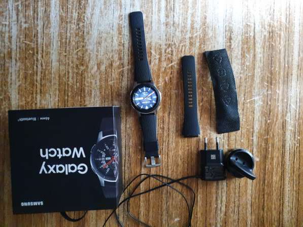 Часы Samsung Galaxy Watch 46mm сталь