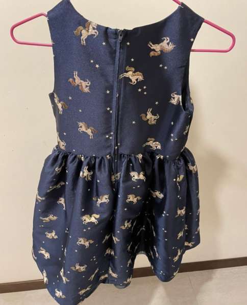 Платье для девочки H&M, размер 134 (8-9 лет) в Калининграде фото 3