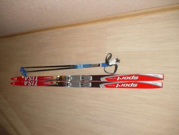 Лыжи (185 см) с лыжными палками (130 и ботинками 38 размера в Видном фото 12