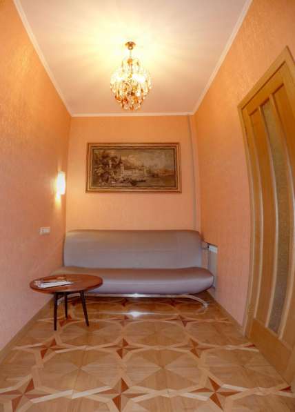 Двухкомнатный люкс в центре с раздельными комнатами в Севастополе фото 3