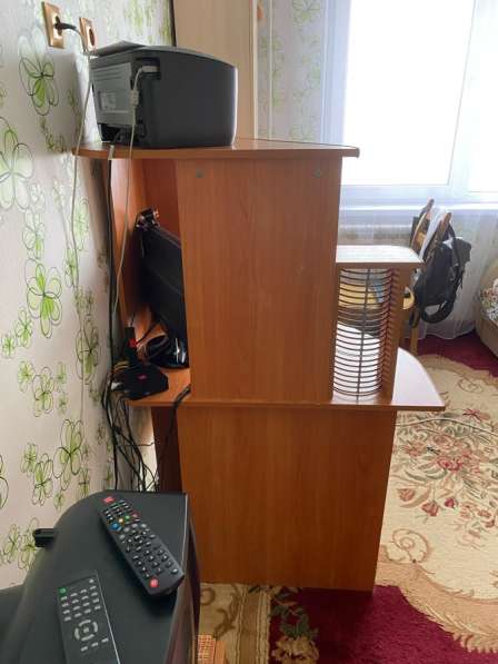 Компьютерный стол с тумбочкой в Екатеринбурге фото 5