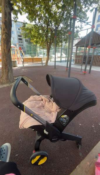Автокресло doona plus