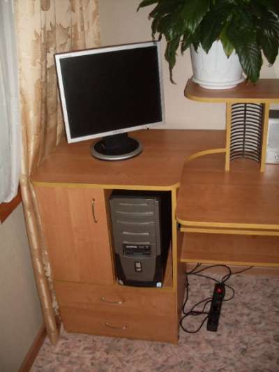 Компьютерный стол в Кемерове