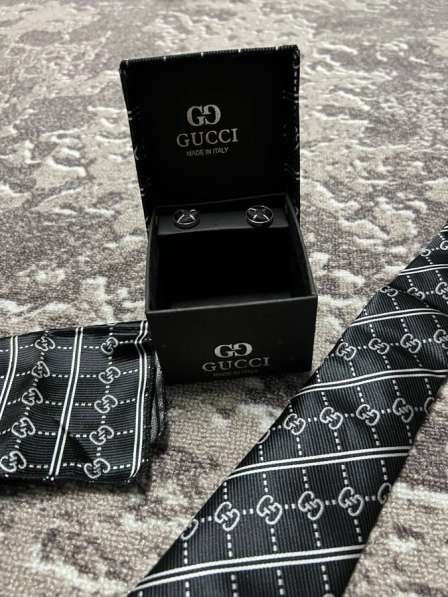 Галстук запонки платок Gucci в Москве фото 4